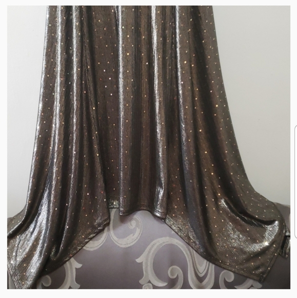 Ronni Nicole Gold Bronze  Midi Dress - Picture 3 of 4